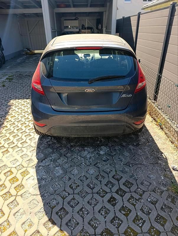 Gebraucht Ford Fiesta 95 PS (69 kW) 2012 Kleinwagen