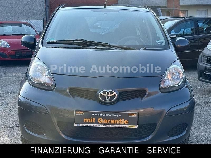 Gebraucht Toyota Aygo Cool 68 PS (50 kW) 2012 Grau Kleinwagen