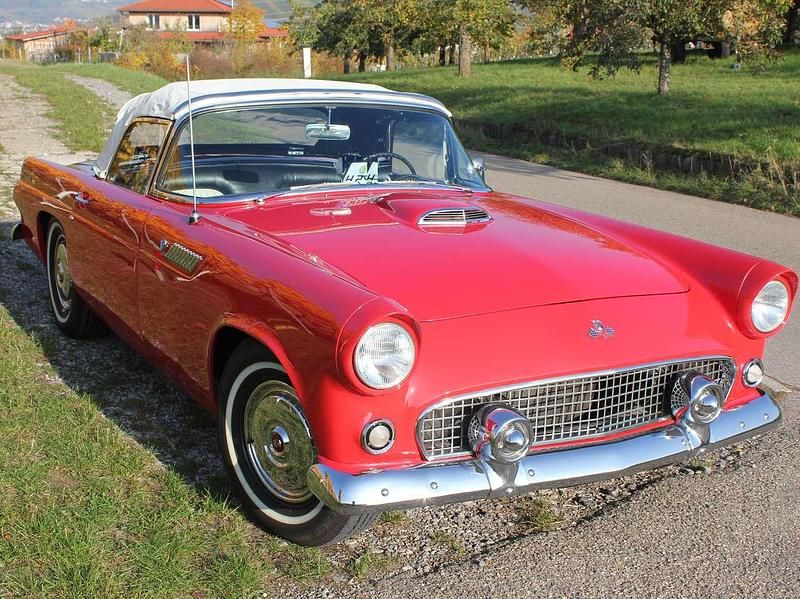 Rot Gebraucht 1955 Ford Thunderbird Cabrio | 47.800 € - Bild 1/4