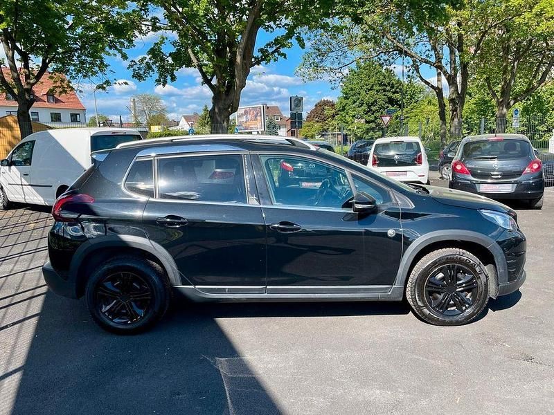 Gebraucht Peugeot 2008 Crossway 120 PS (88 kW) 2018 Schwarz SUV