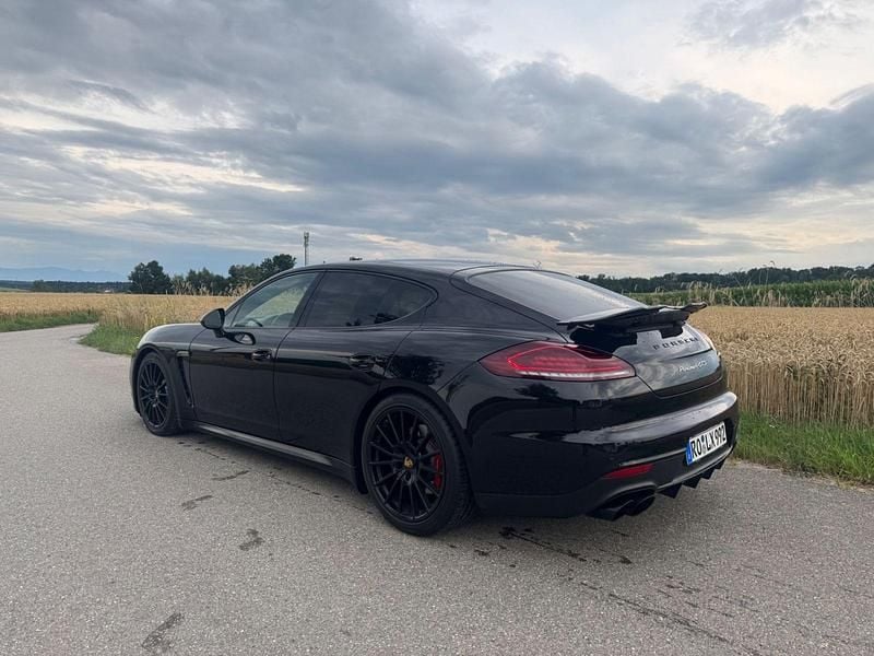 Schwarz Gebraucht 2014 Porsche Panamera GTS Limousine | 34.500 € (Guter Preis) - Bild 1/4