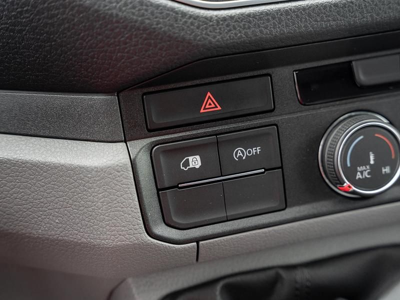 Gebraucht VW Crafter 140 PS (102 kW) 2024 Weiß Van