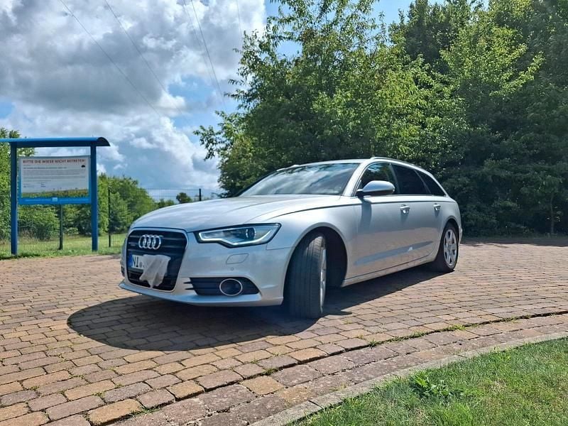 Grau Gebraucht 2014 Audi A6 Kombi | 20.000 € (Teuer) - Bild 1/4