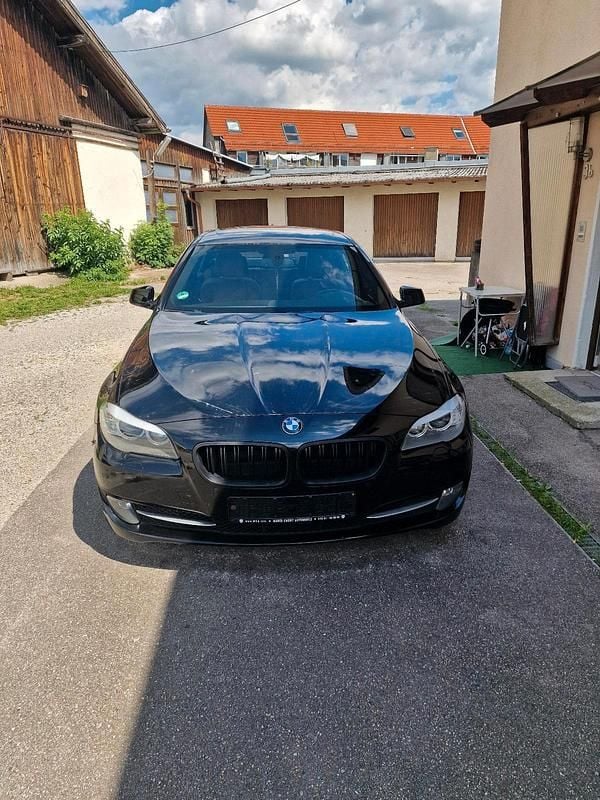 Schwarz Gebraucht 2011 BMW 535 Limousine | 11.500 € (Superpreis) - Bild 1/4