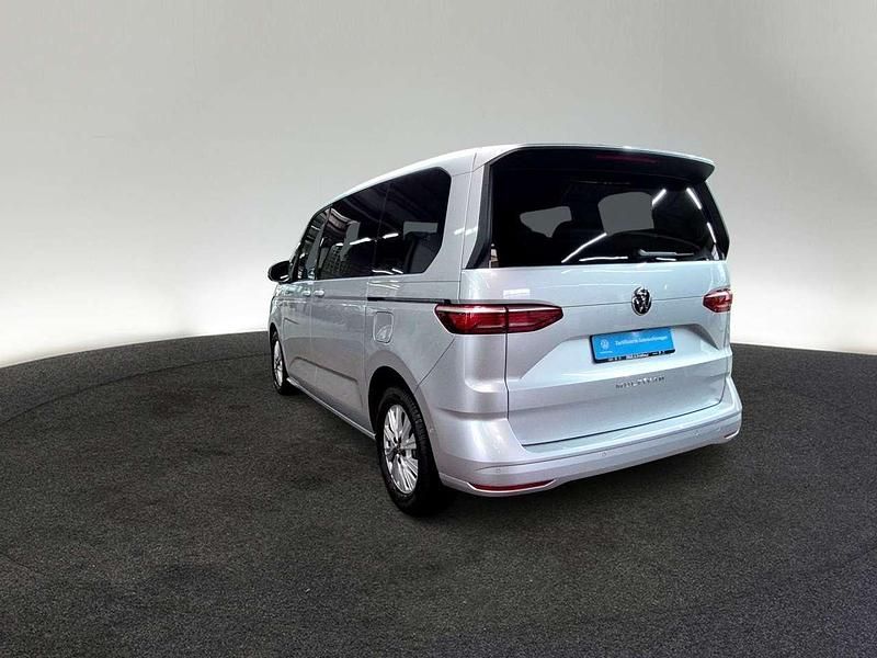 Gebraucht VW Multivan Life 150 PS (110 kW) 2025 Reflexsilber metallic Van