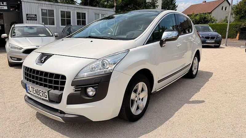 Weiß Gebraucht 2013 Peugeot 3008 Allure SUV | 5.499 € (Guter Preis) - Bild 1/4