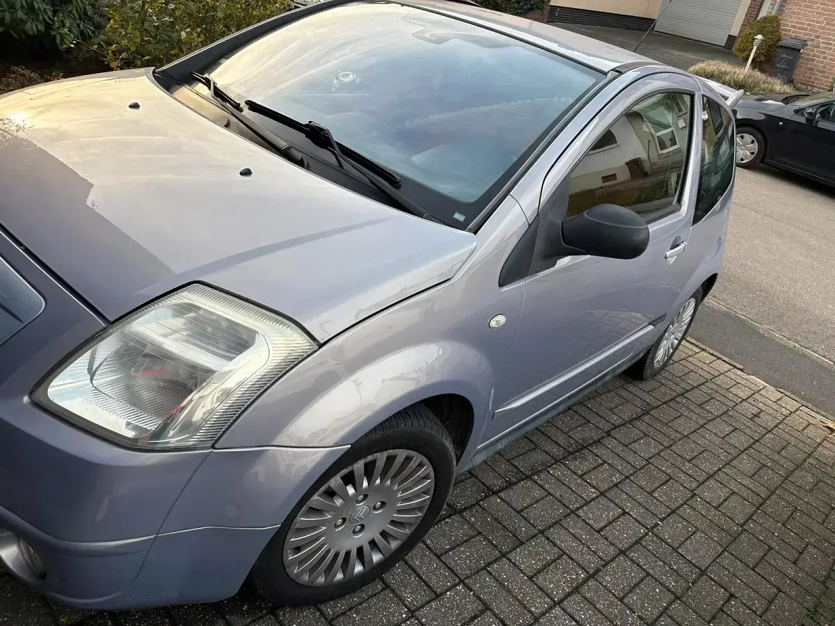 Gebraucht Citroën C2 75 PS (55 kW) 2004 Grau Kleinwagen