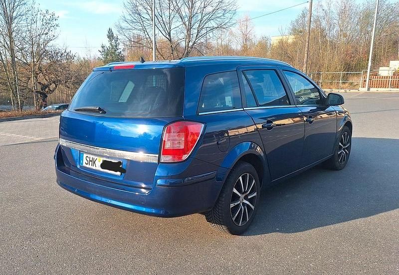 Gebraucht Opel Astra Selection 116 PS (85 kW) 2009 Blau Limousine