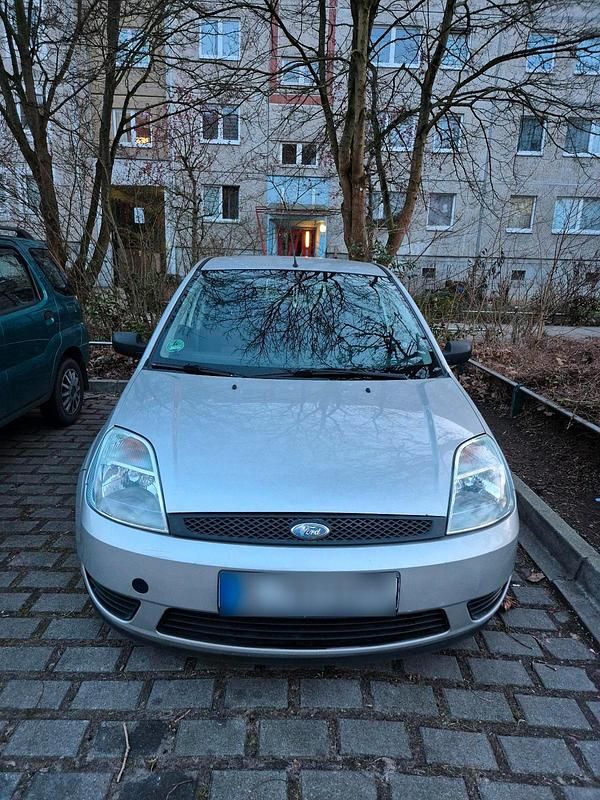 Gebraucht Ford Fiesta 60 PS (44 kW) 2005 Grau Kleinwagen