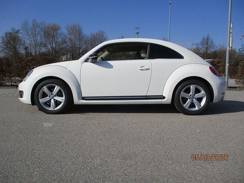 Gebraucht VW Beetle Sport 200 PS (147 kW) 2012 Candyweiss Kleinwagen