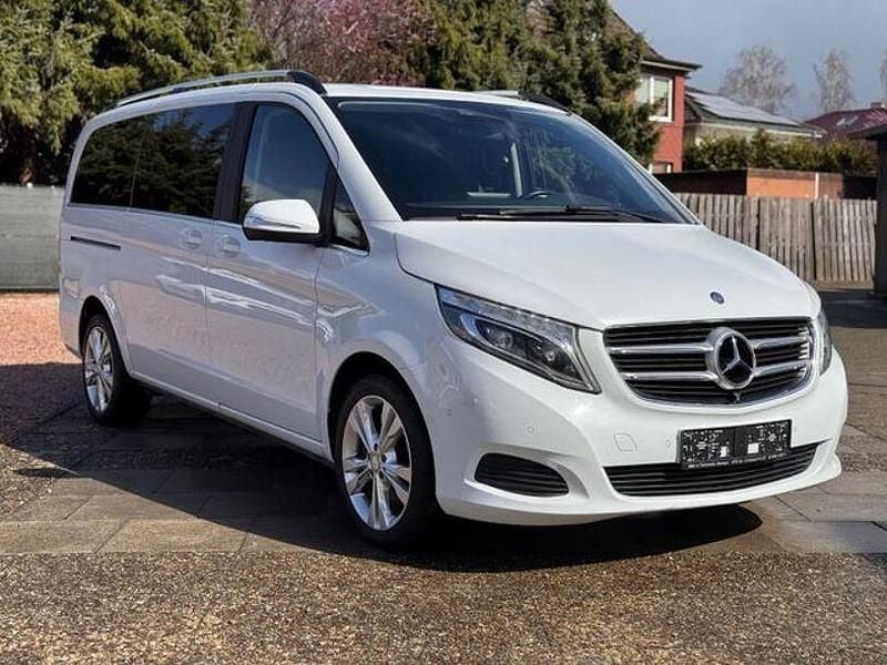 Gebraucht Mercedes V250 190 PS (139 kW) 2016 Weiß Van / Kleinbus