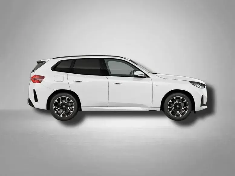 Gebraucht BMW X3 M Sport 197 PS (144 kW) 2026 Alpinweiß uni SUV