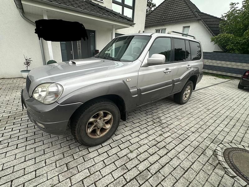 Silber Gebraucht 2005 Hyundai Terracan SUV | 2.950 € (Guter Preis) - Bild 1/4