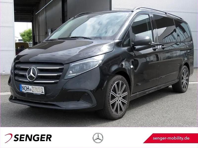 Obsidianschwarz Gebraucht 2025 Mercedes Vito Van / Kleinbus | 62.750 € - Bild 1/1