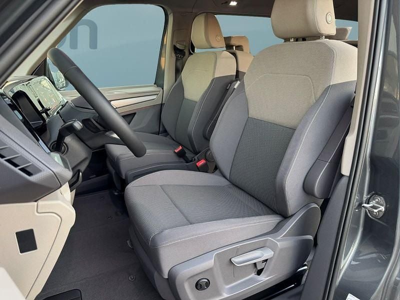 Usata VW Multivan 150 CV (110 kW) 2024 Grigio Monovolume