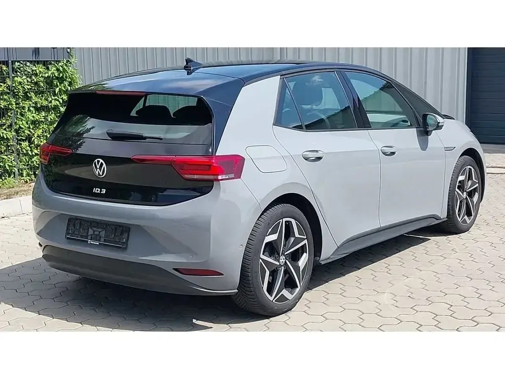 Gebraucht VW ID.3 150 kW (204 PS) 2023 Silber/grau Kleinwagen