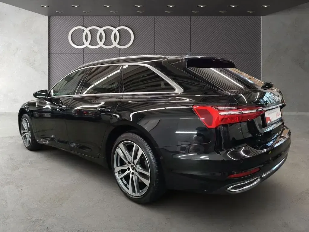 Gebraucht Audi A6 Ambiente 340 PS (250 kW) 2022 Mythosschwarz metallic Kombi