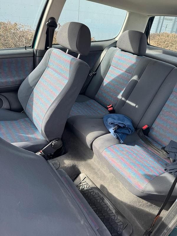 Gebraucht VW Polo 75 PS (55 kW) 1997 Grün Kleinwagen