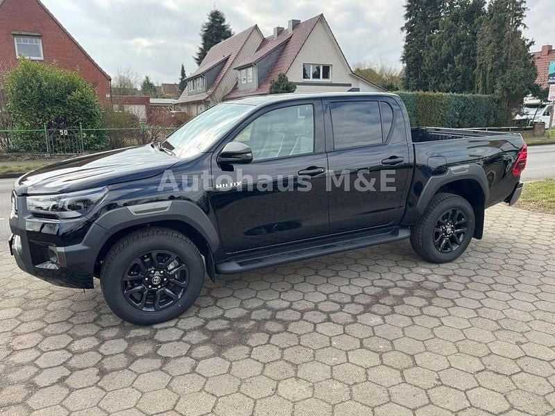 Neu Toyota HiLux 204 PS (150 kW) 2026 Tiefschwarz mica metallic Abholung