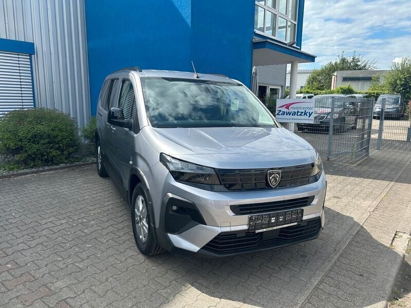 Gebraucht Peugeot Rifter Allure 131 PS (96 kW) 2024 Lack grau artense/typ aussenve Van / Kleinbus