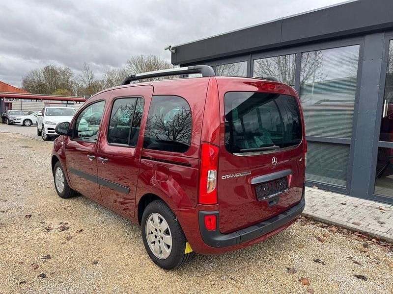 Gebraucht Mercedes Citan 112 114 PS (83 kW) 2018 Rot Kombi