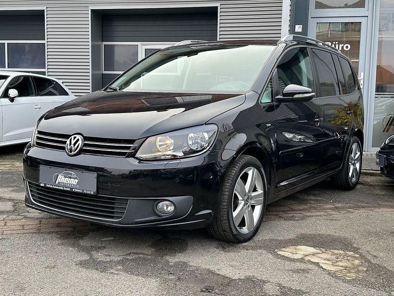 Gebraucht VW Touran Cup 105 PS (77 kW) 2015 Schwarz Van / Kleinbus