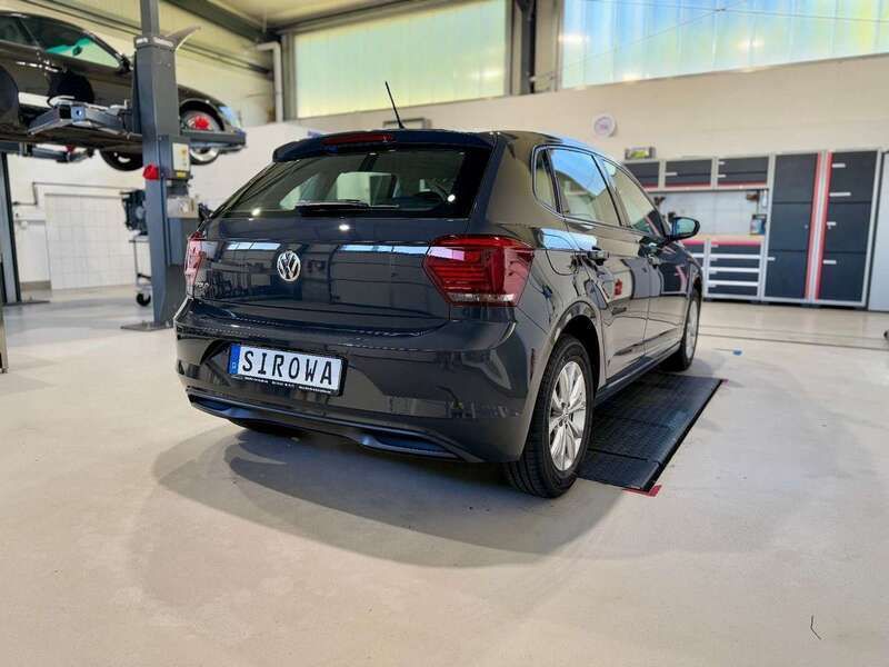 Gebraucht VW Polo Highline 116 PS (85 kW) 2018 Grau Kleinwagen