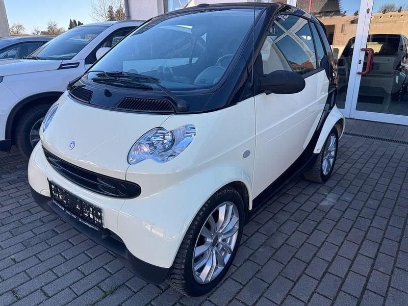 Occasion Smart ForTwo Cabrio Basis 61 ch (44 kW) 2004 Blanc Cabriolet