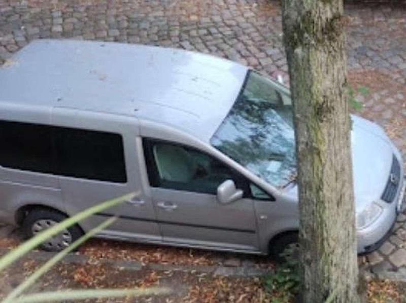 Gebraucht VW Caddy Life 105 PS (77 kW) 2010 Silber Van / Kleinbus