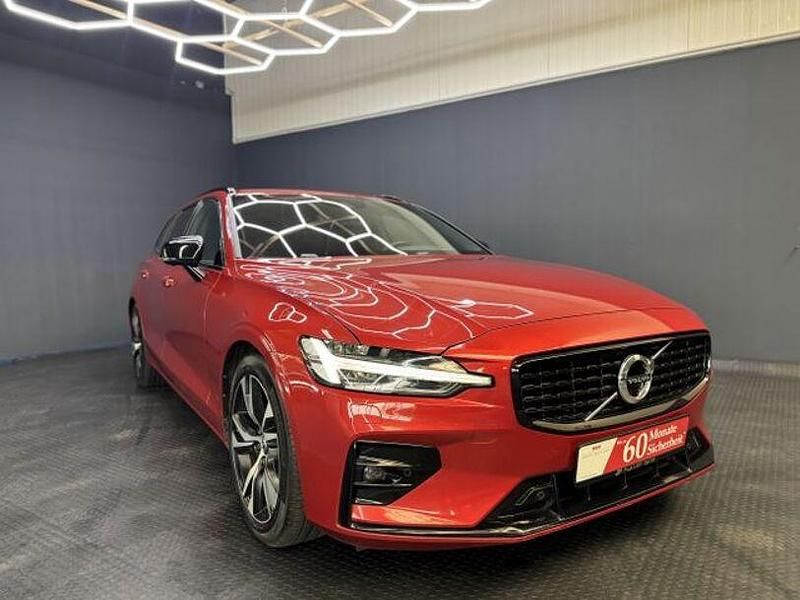 Rot Gebraucht 2021 Volvo V60 R-Design Kombi | 29.999 € - Bild 1/4
