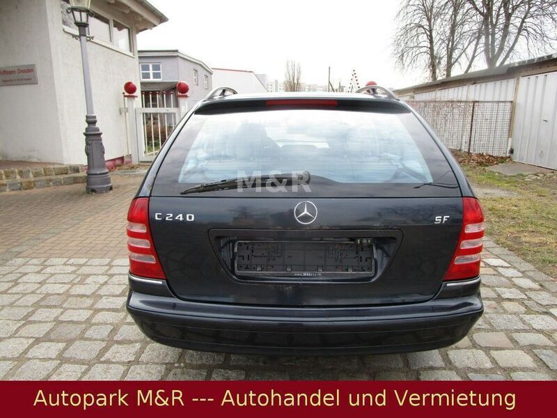 Gebraucht Mercedes C240 Avantgarde 170 PS (125 kW) 2001 Blau Kombi