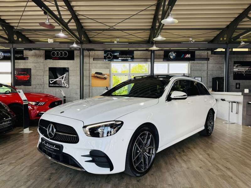 Polarweiss unilack Gebraucht 2021 Mercedes E200 AMG line Kombi | 38.990 € (Fairer Preis) - Bild 1/4