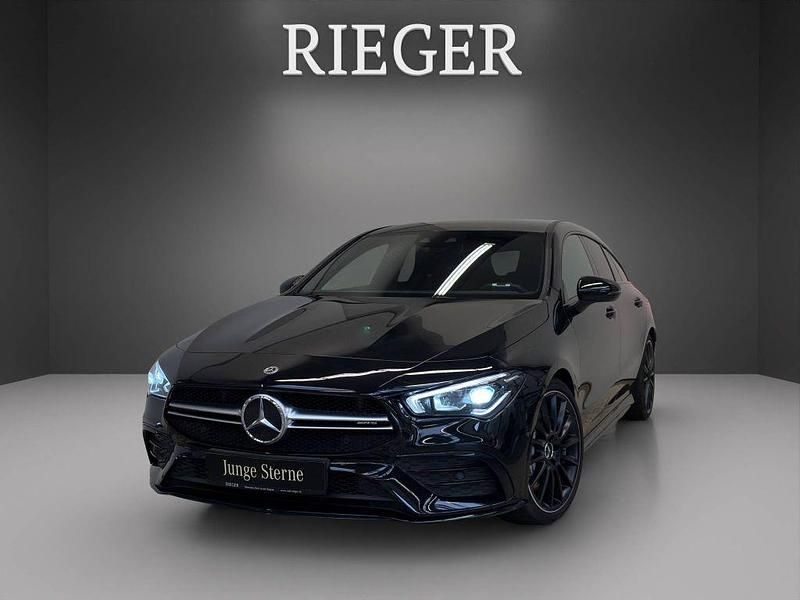 Metalliclack kosmosschwarz (metallic) Gebraucht 2021 Mercedes CLA35 AMG Shooting Brake AMG Kombi | 38.900 € (Guter Preis) - Bild 1/4