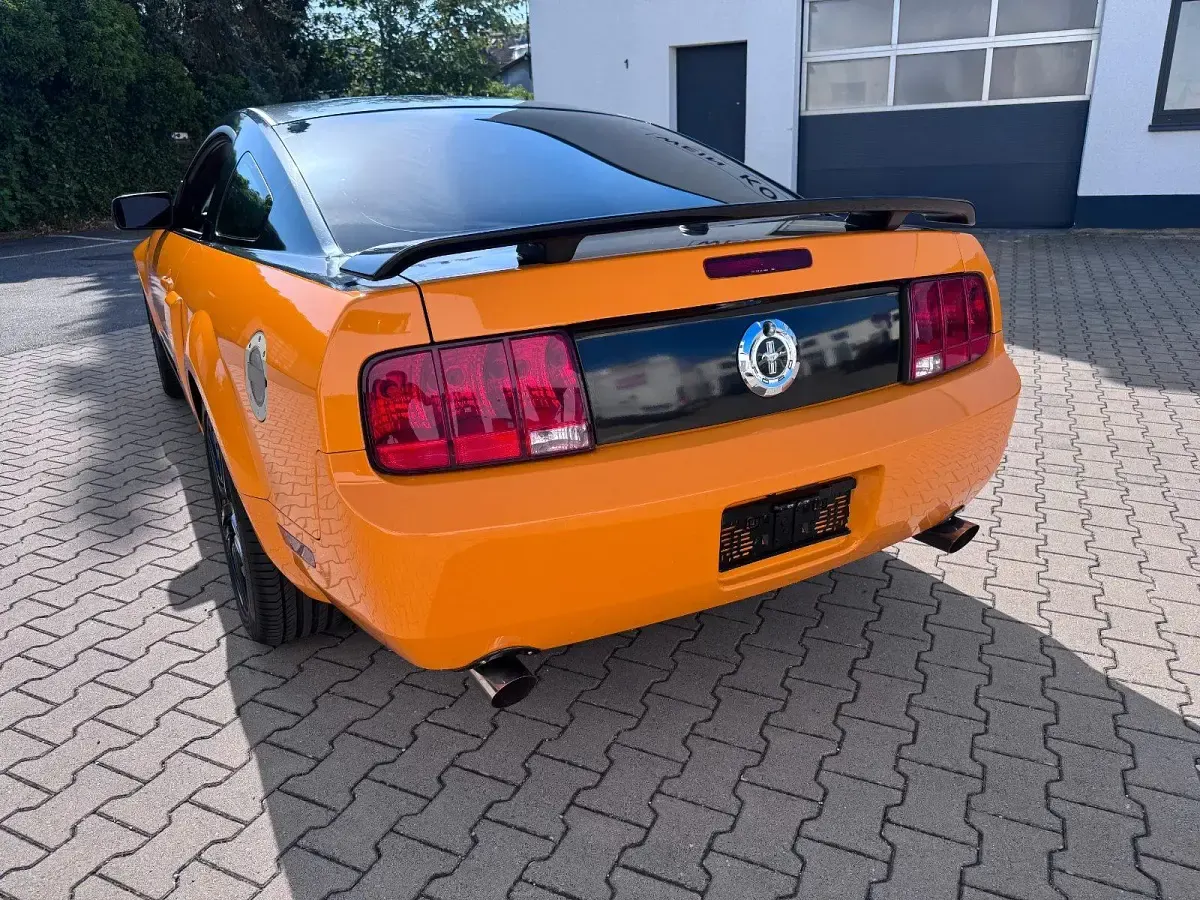 Gebraucht Ford Mustang 213 PS (156 kW) 2008 Orange Coupé