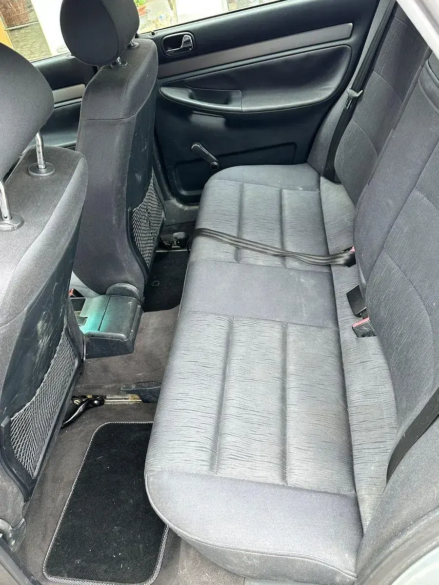 Gebraucht Audi A4 101 PS (74 kW) 1998 Silber Limousine