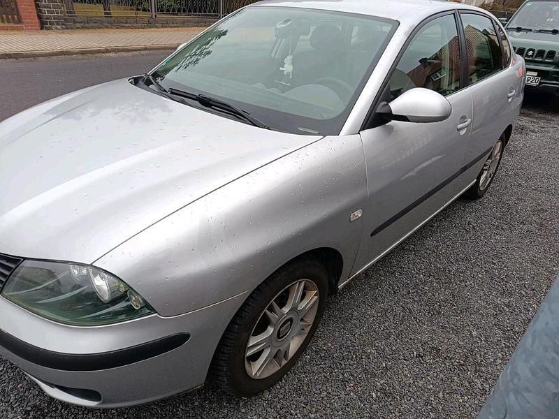 Gebraucht Seat Cordoba 101 PS (74 kW) 2004 Silber Limousine