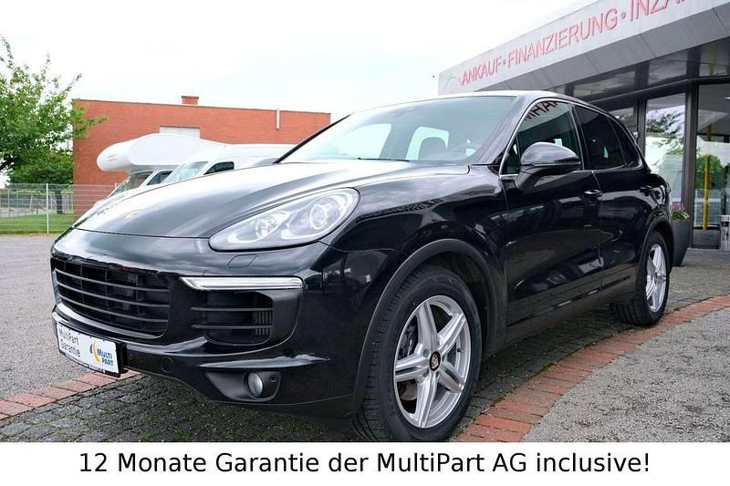 Tiefschwarzmetallic Gebraucht 2016 Porsche Cayenne SUV | 30.890 € (Guter Preis) - Bild 1/4