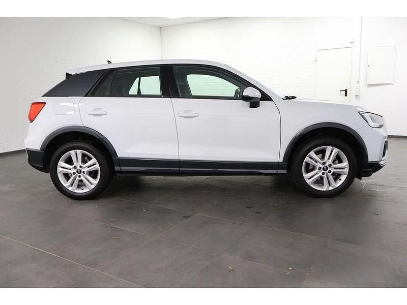 Gebraucht Audi Q2 Advanced 150 PS (110 kW) 2024 Weiß SUV