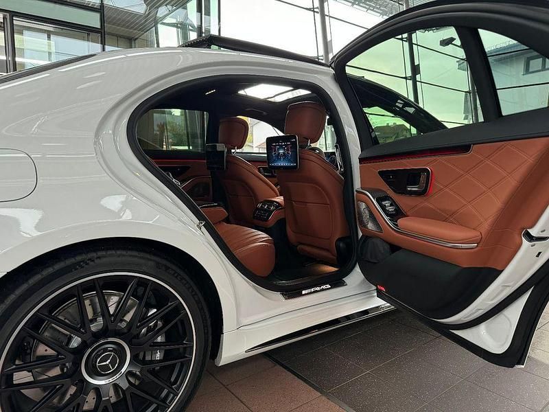 Weiß Neu 2024 Mercedes S63 AMG AMG Limousine | 194.999 € - Bild 1/4