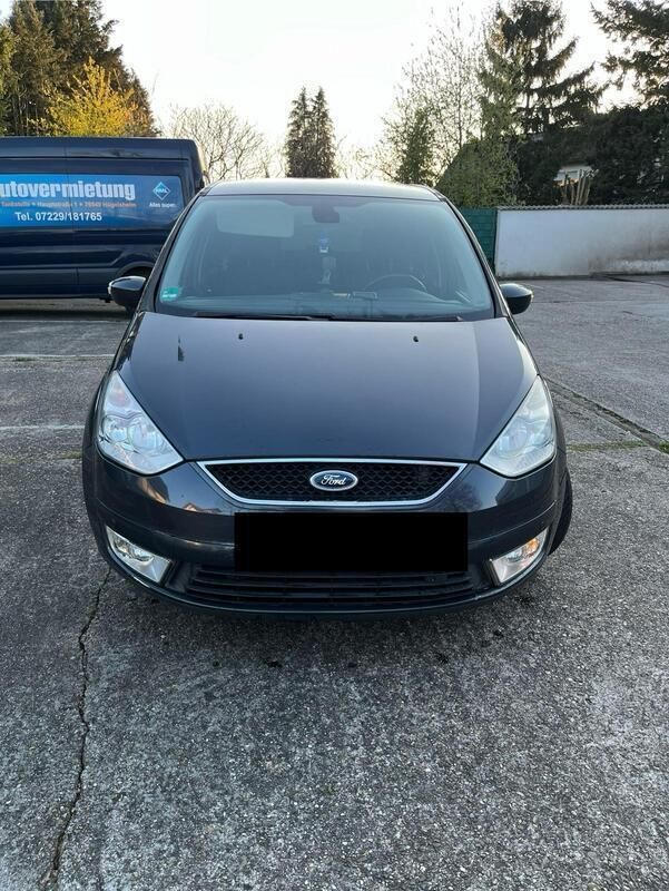 Grau Gebraucht 2009 Ford Galaxy Van / Kleinbus | 2.700 € (Superpreis) - Bild 1/4
