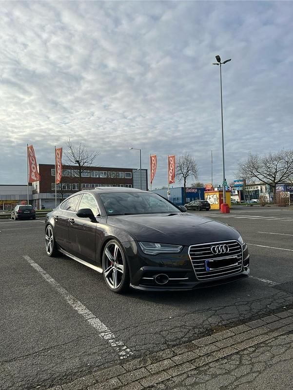 Grau Gebraucht 2015 Audi A7 S-Line Limousine | 22.500 € (Fairer Preis) - Bild 1/4