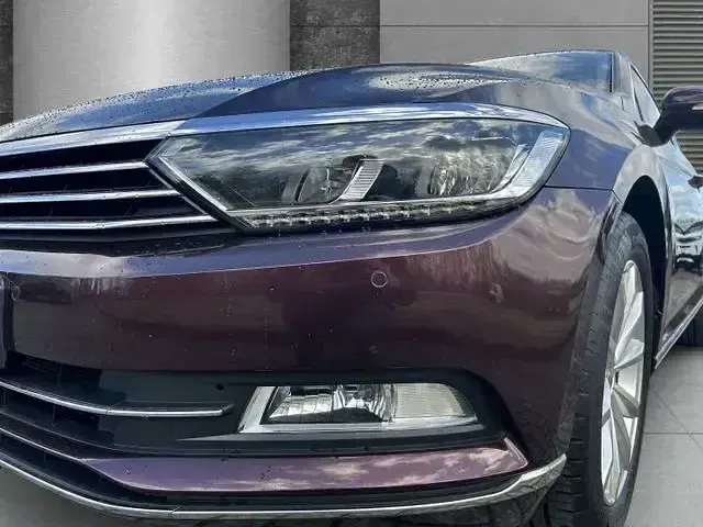 Gebraucht VW Passat Highline 190 PS (139 kW) 2018 Rot Kombi
