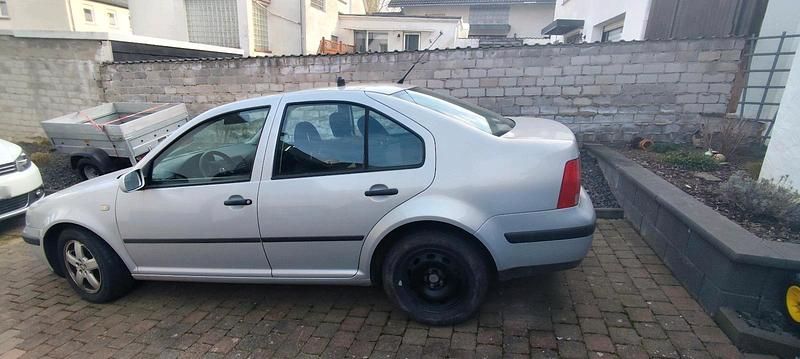 Gebraucht VW Bora 1999 Silber Limousine