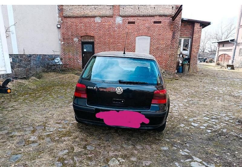 Gebraucht VW Golf IV 75 PS (55 kW) 2003 Schwarz Kleinwagen