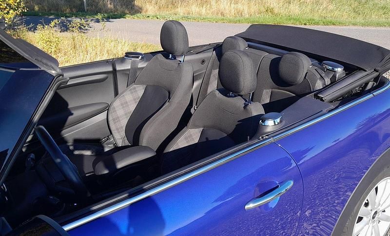Gebraucht Mini Cooper Cabriolet 136 PS (100 kW) 2018 Blau Cabrio