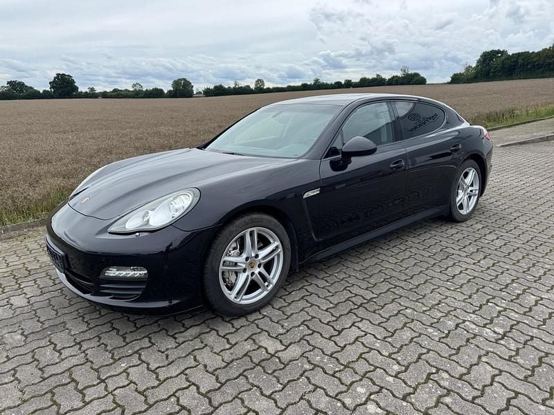 Schwarz Gebraucht 2009 Porsche Panamera S Limousine | 18.650 € (Superpreis) - Bild 1/4