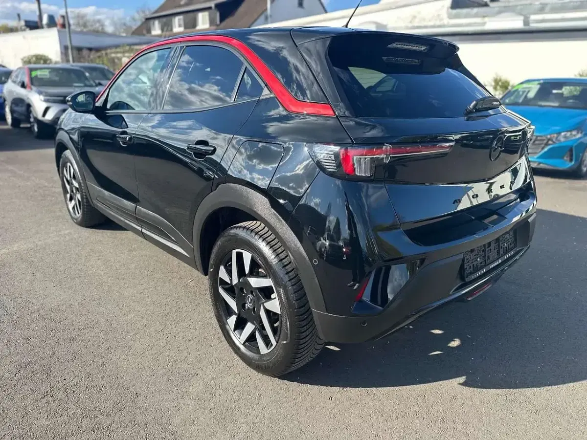 Gebraucht Opel Mokka GS Line 131 PS (96 kW) 2023 Diamant schwarz/karbon schwarz SUV