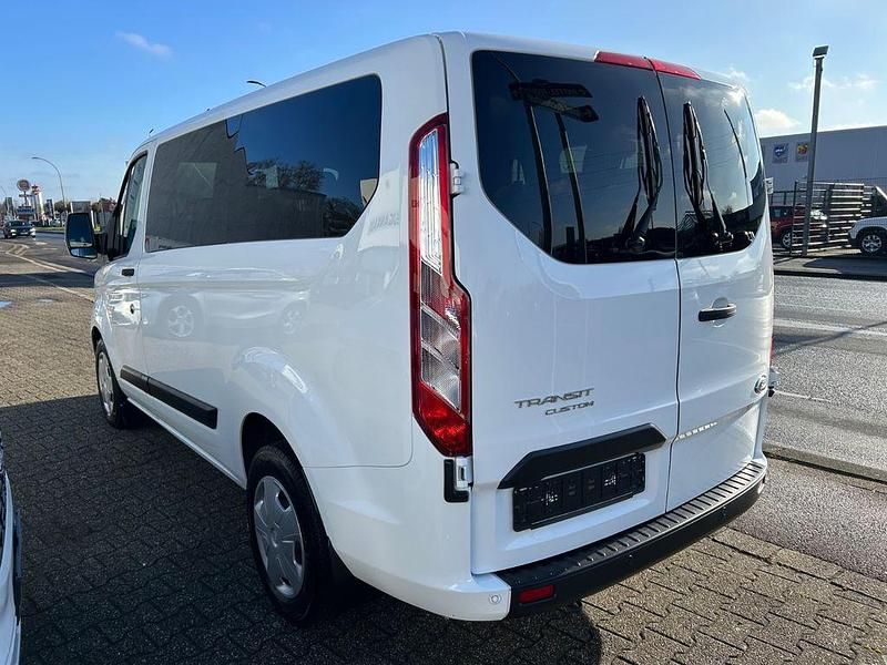 Usata Ford Transit Custom 131 CV (96 kW) 2023 Bianco Monovolume