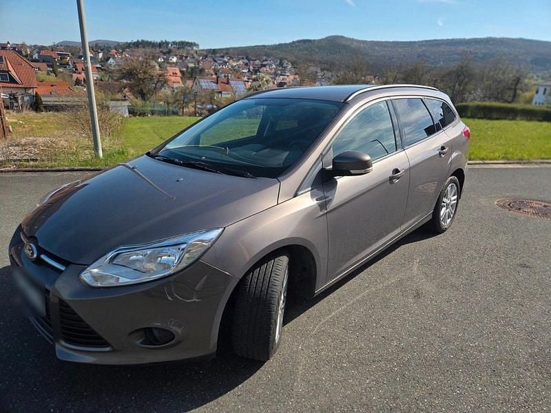 Second-hand Ford Focus Titanium 116 CP (85 kW) 2012 Gri Break