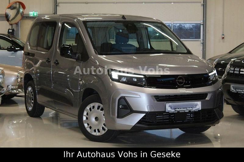 Neu Opel Combo Life Edition+ 110 PS (80 kW) 2026 Grau Van / Kleinbus